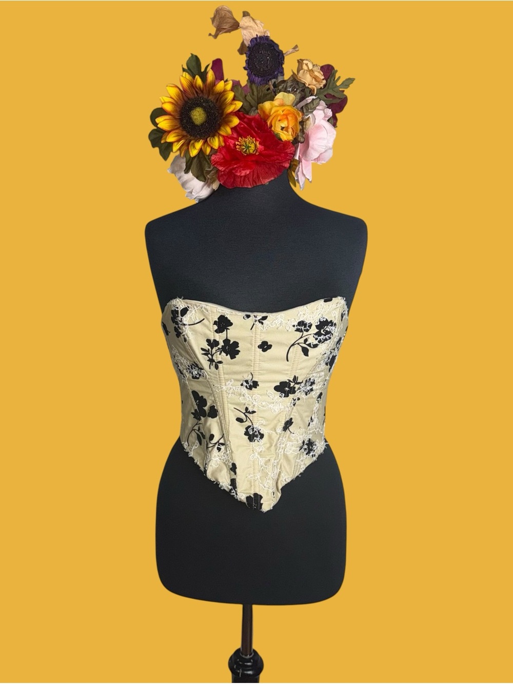 Straplesse Cream Floral Lace Corset Top